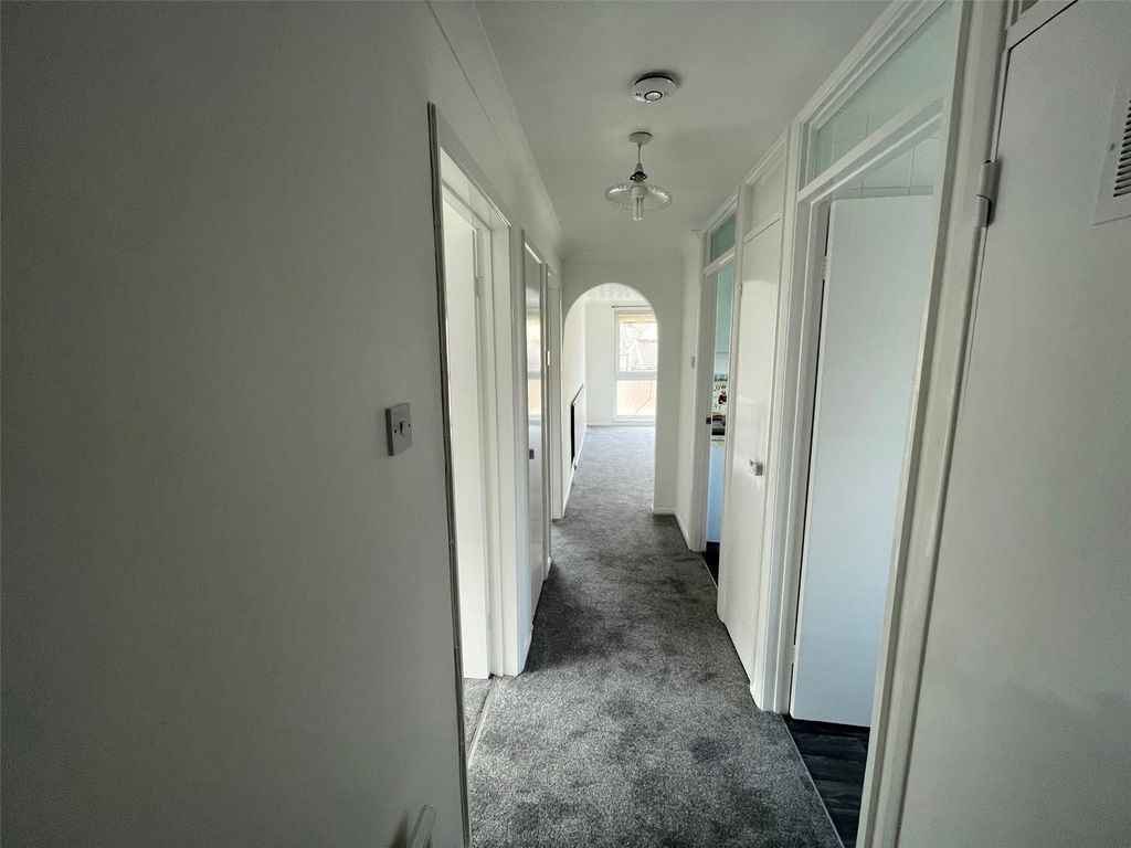 Property photo 2 of 11 Picture No. 02
