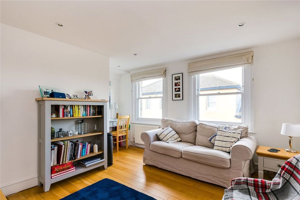 Property photo 2 of 5