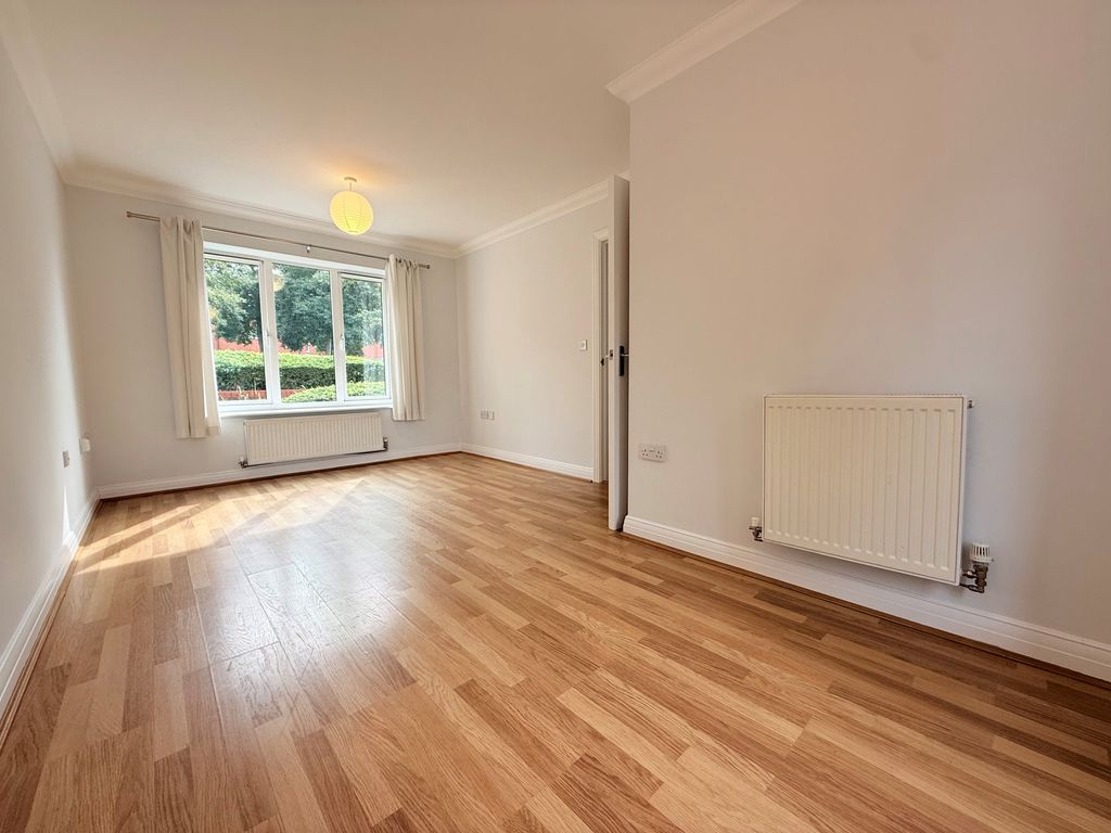 Property photo 2 of 6 Living Room