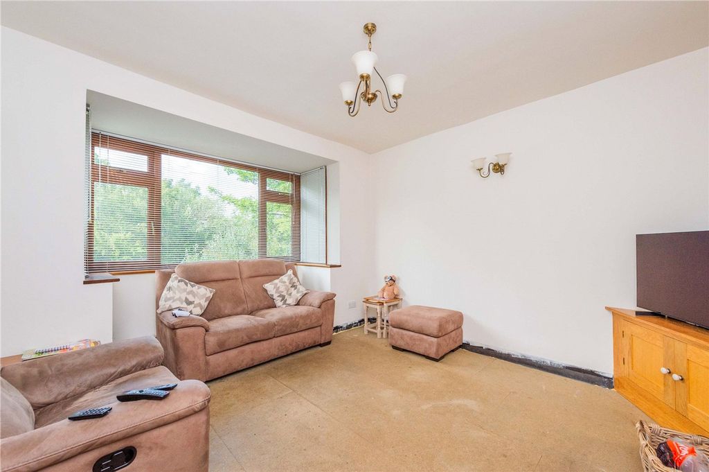 Property photo 3 of 35 Picture No. 03