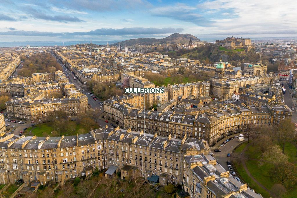 Property photo 1 of 30