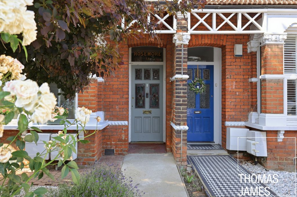 Property photo 1 of 24