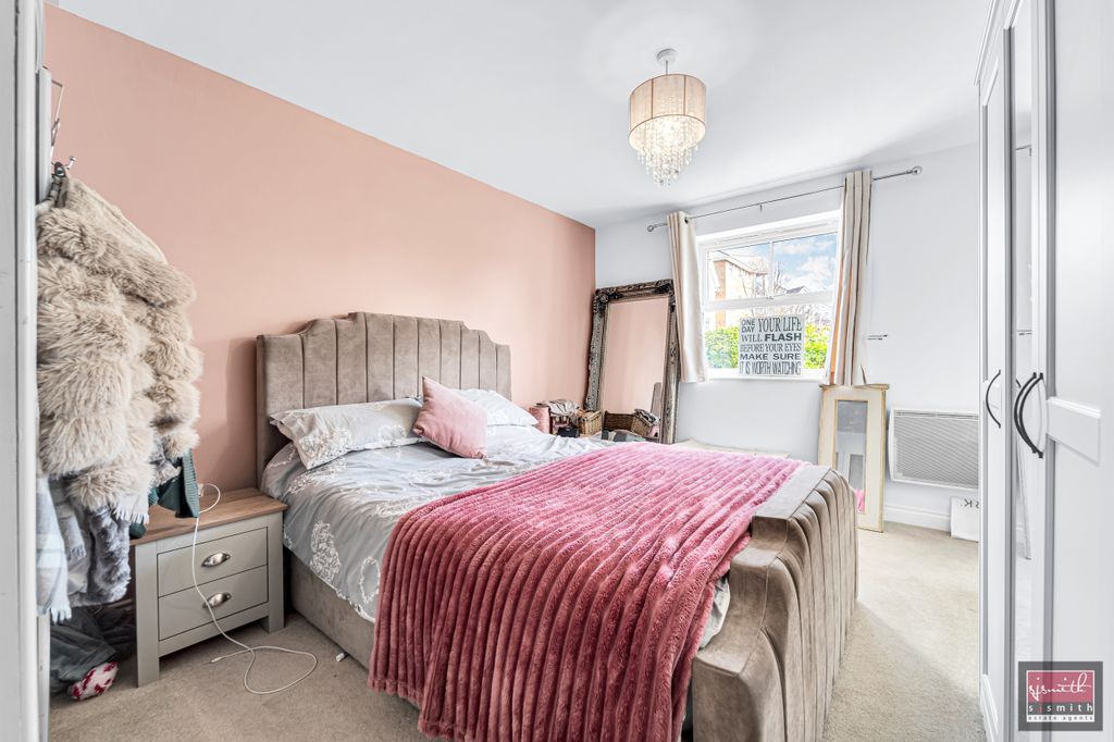 Property photo 3 of 11 Dsc01182