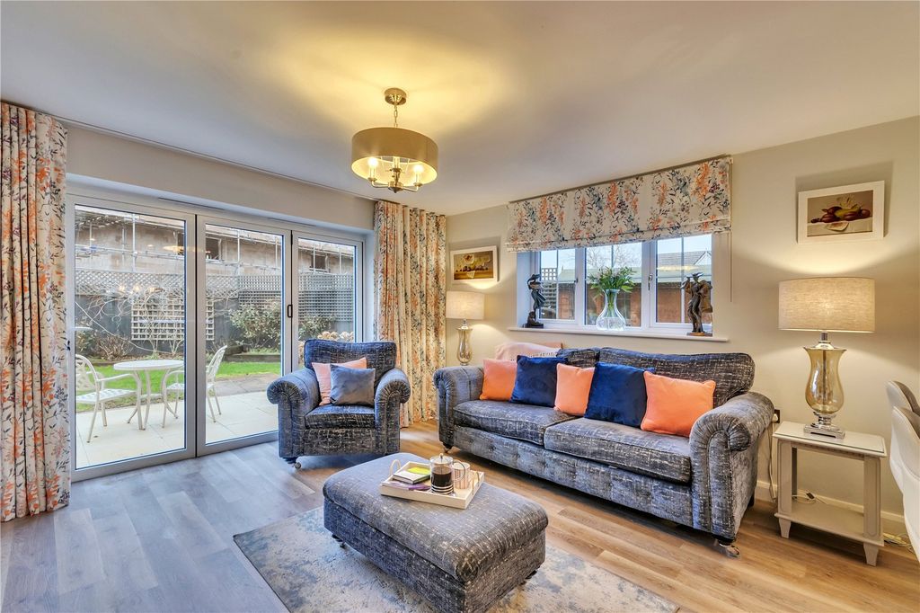 Property photo 2 of 26 Picture No. 46