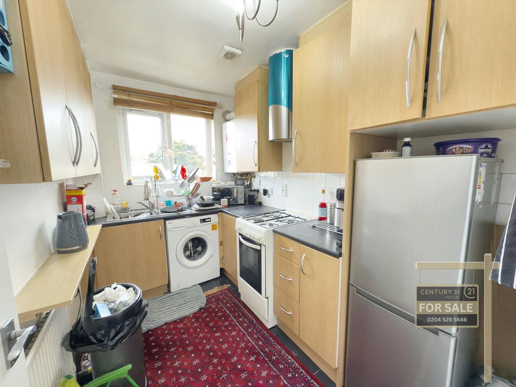 Property photo 3 of 11