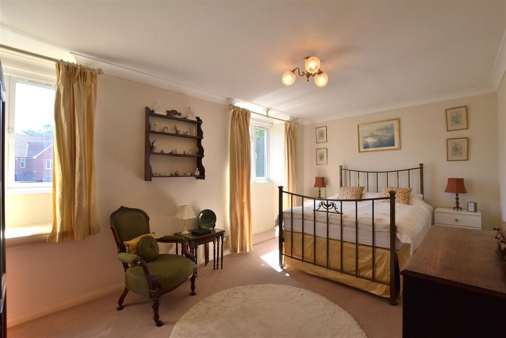 Additional image 18 of 4 bed detached house for saleFoxwood, Ancells Farm, Fleet GU51