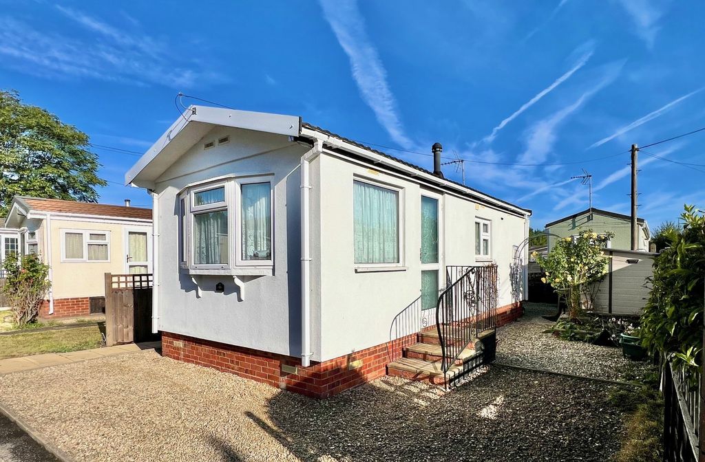Property photo 1 of 15