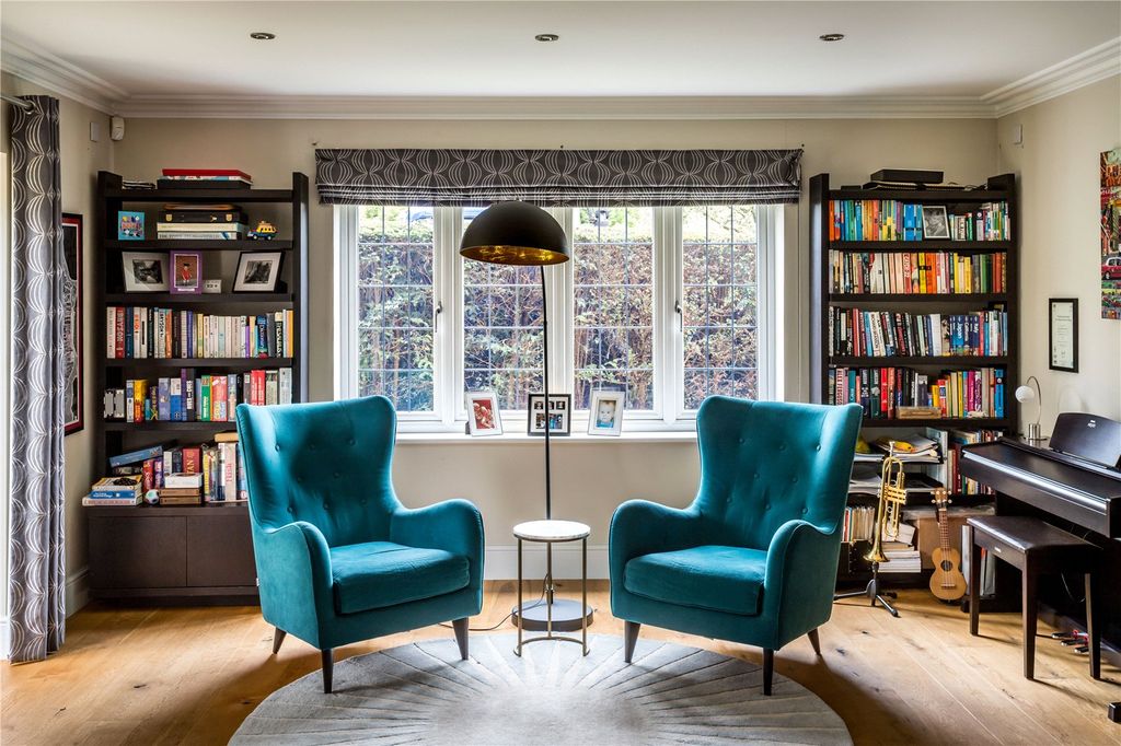 Property photo 3 of 68 Picture No. 15