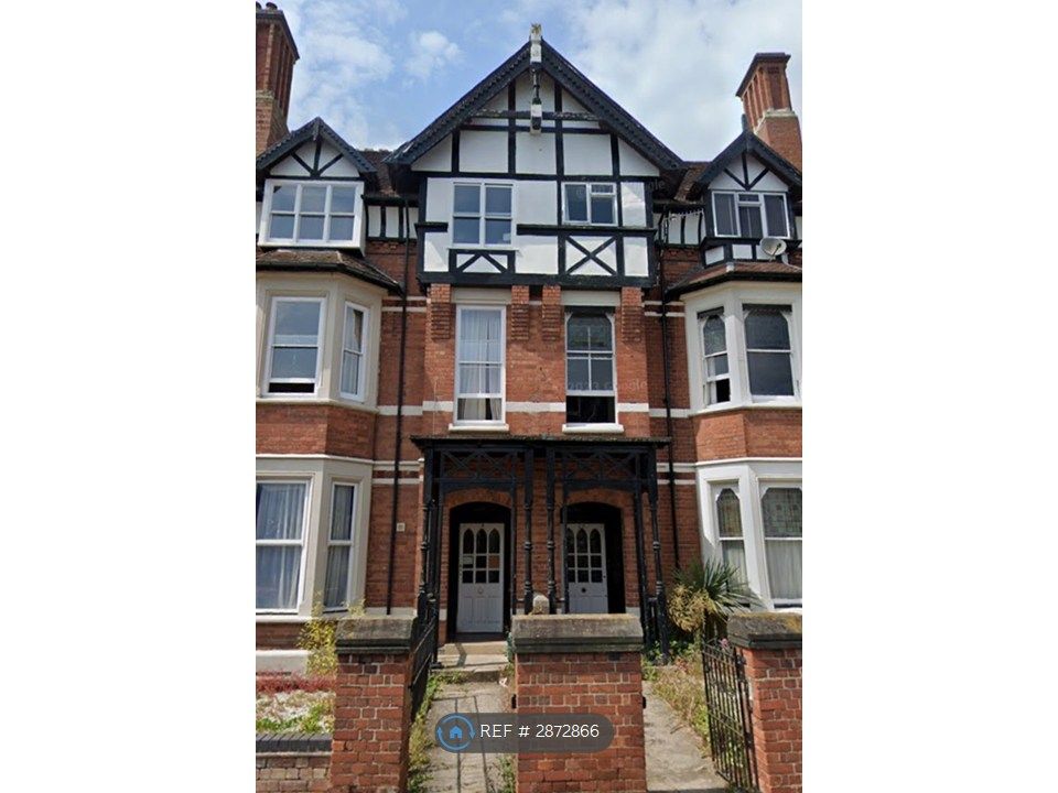 Property photo 2 of 11
