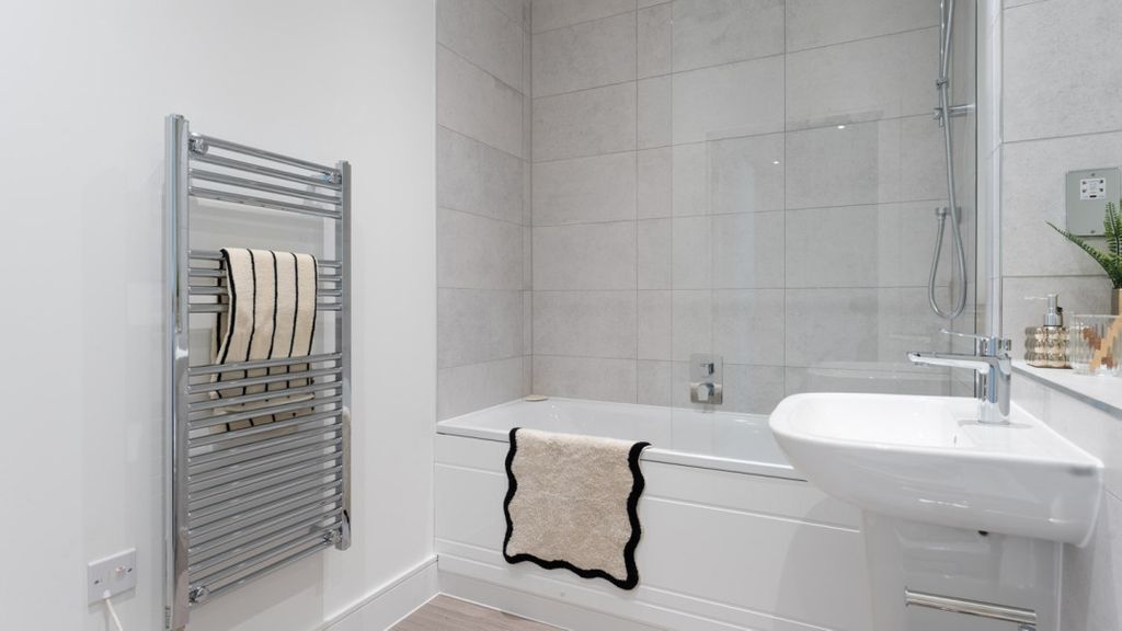 Property photo 2 of 16 Plot Image