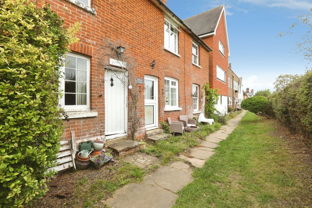 Property photo 1 of 12