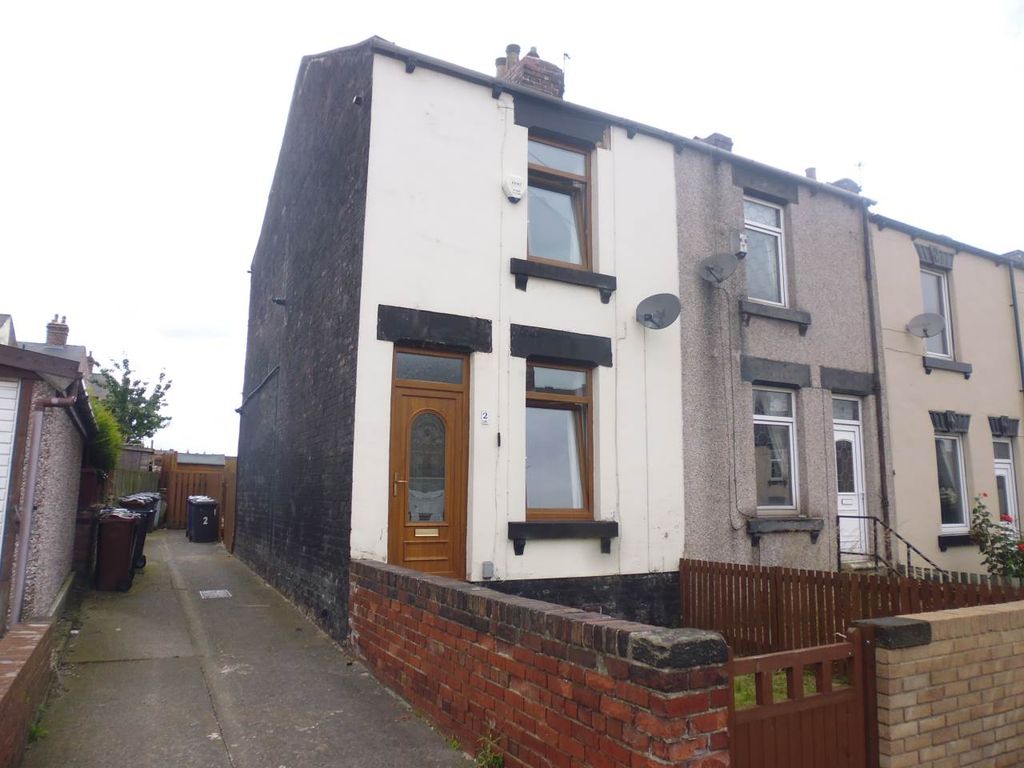 Property photo 1 of 7 Front