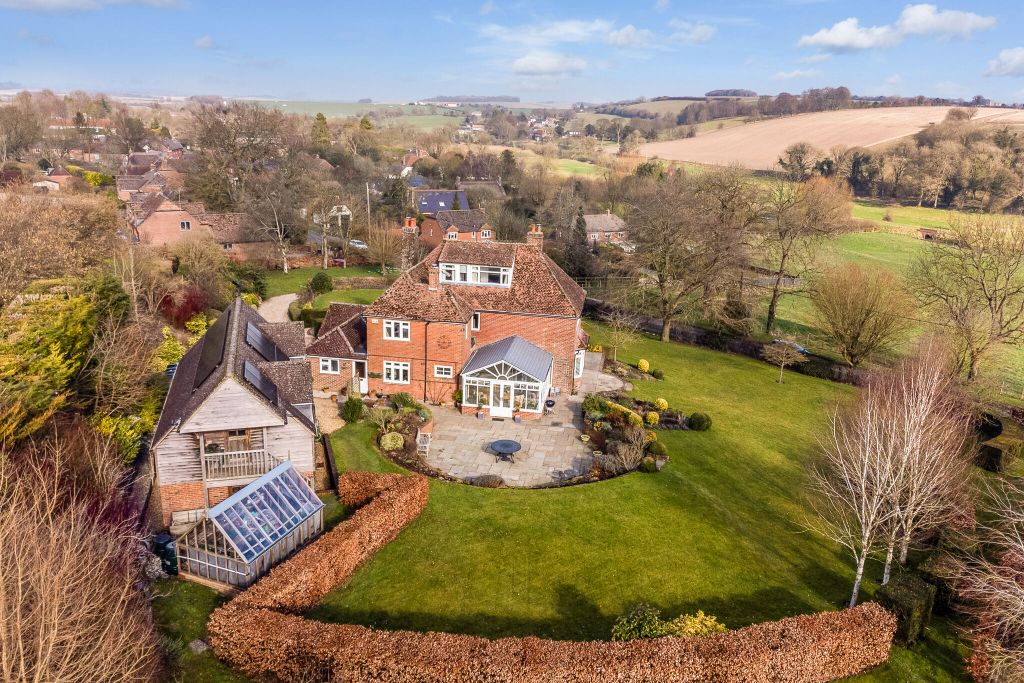 Property photo 1 of 17