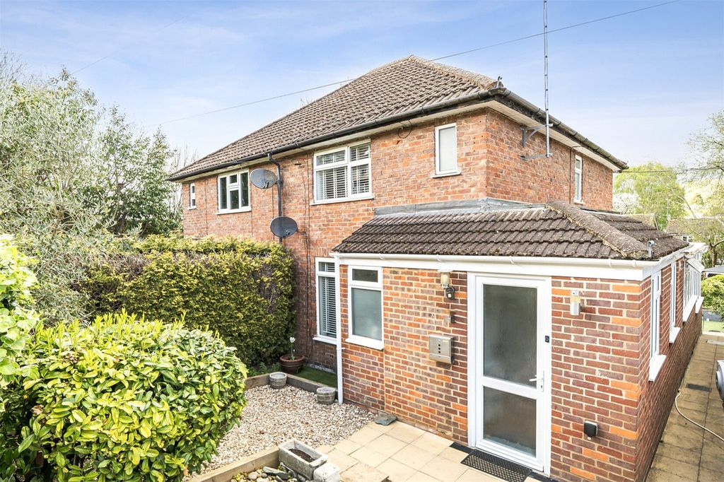 Property photo 1 of 16 External