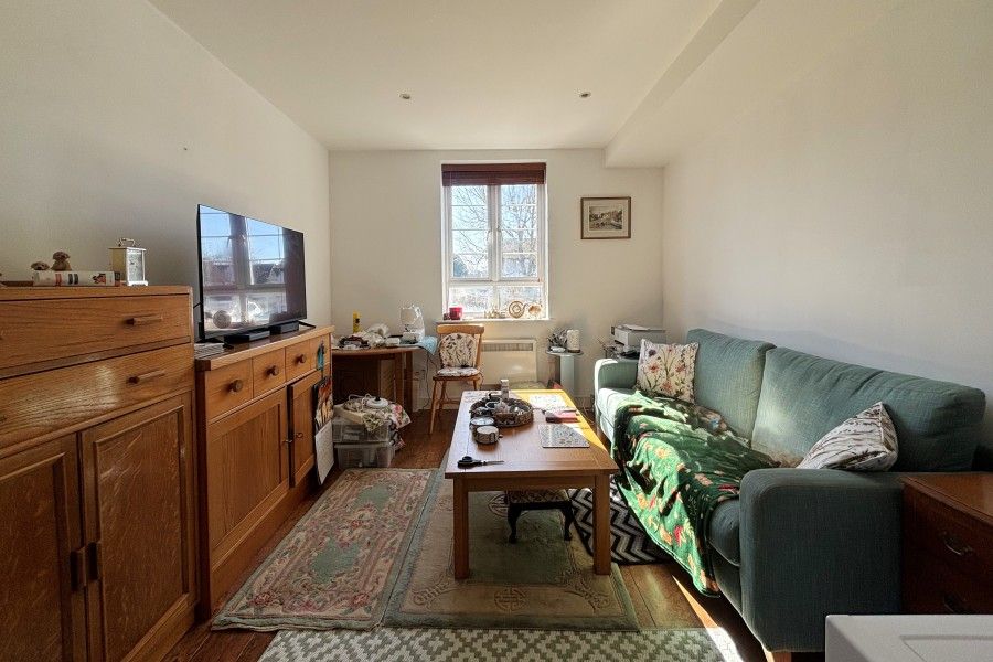 Property photo 2 of 6