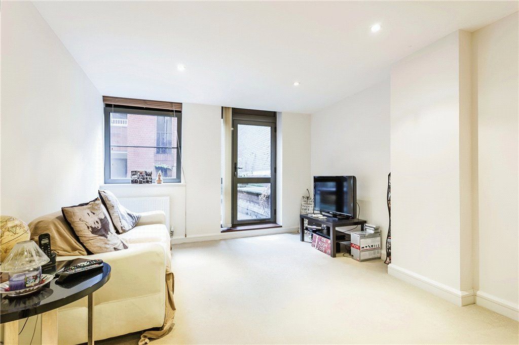 Property photo 2 of 10 Reception Room