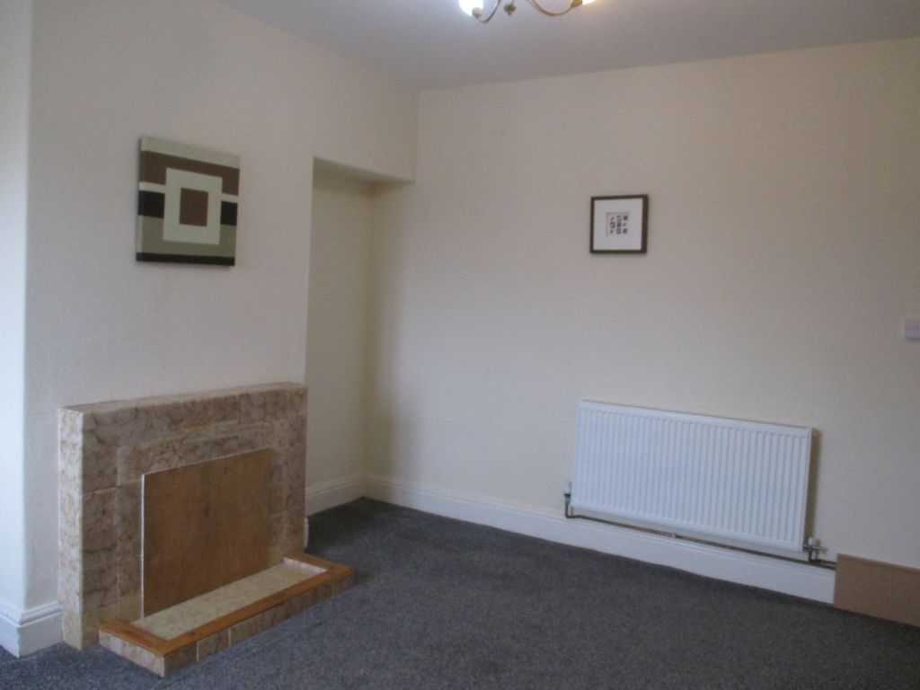 Property photo 3 of 7 Lounge