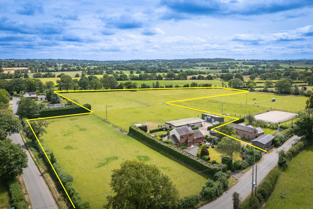 Property photo 1 of 29 Aerial 1 With Outline