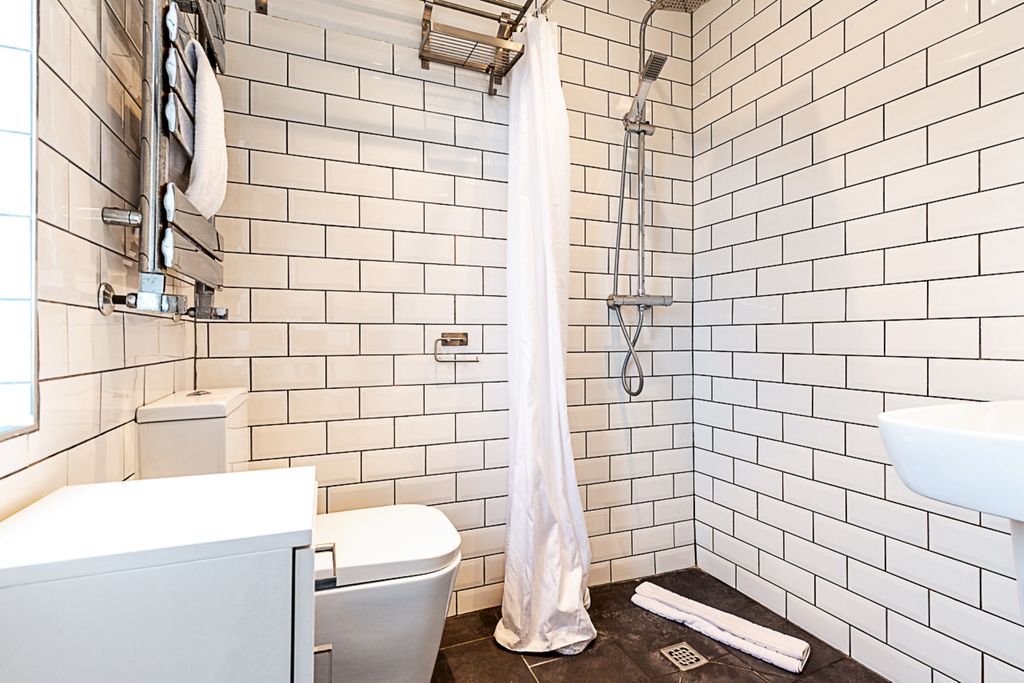 Property photo 3 of 30