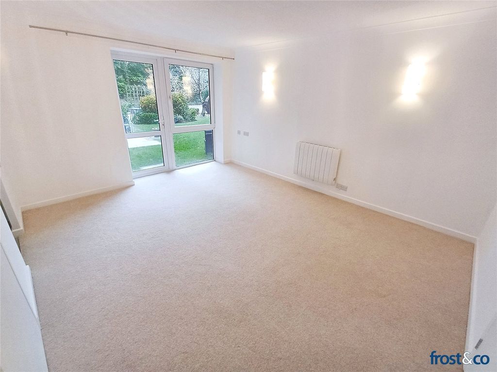 Property photo 3 of 12 Living Room