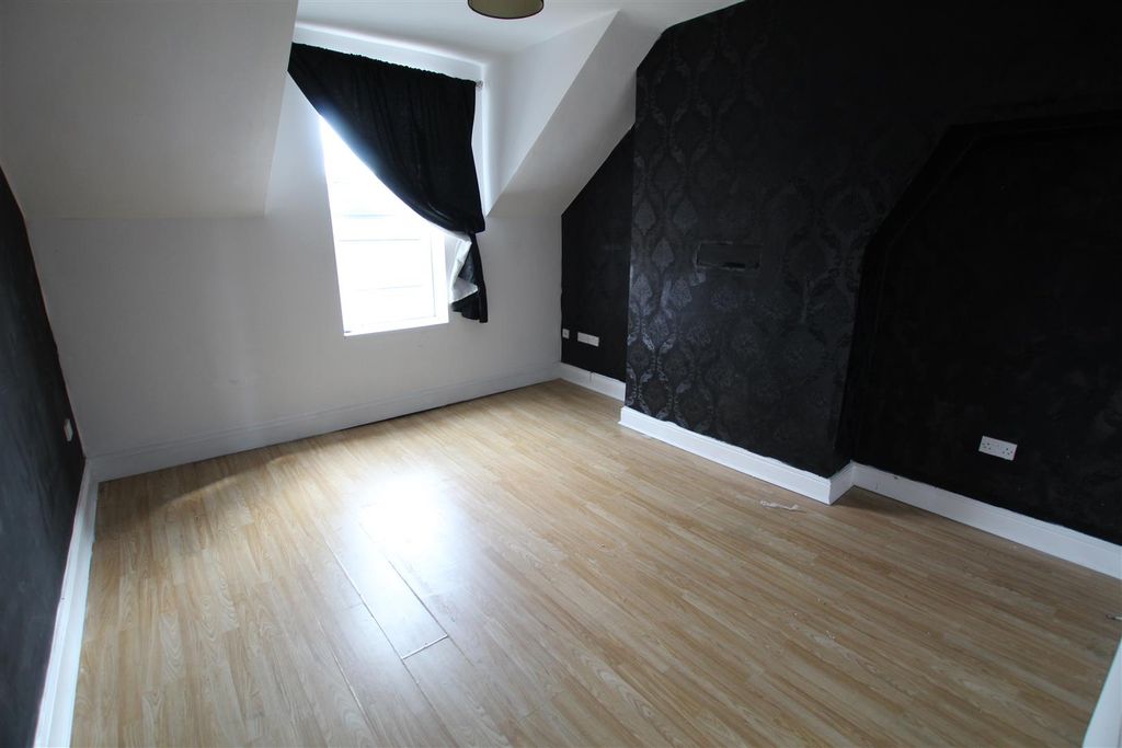 Property photo 2 of 5 Img_1060.Jpg