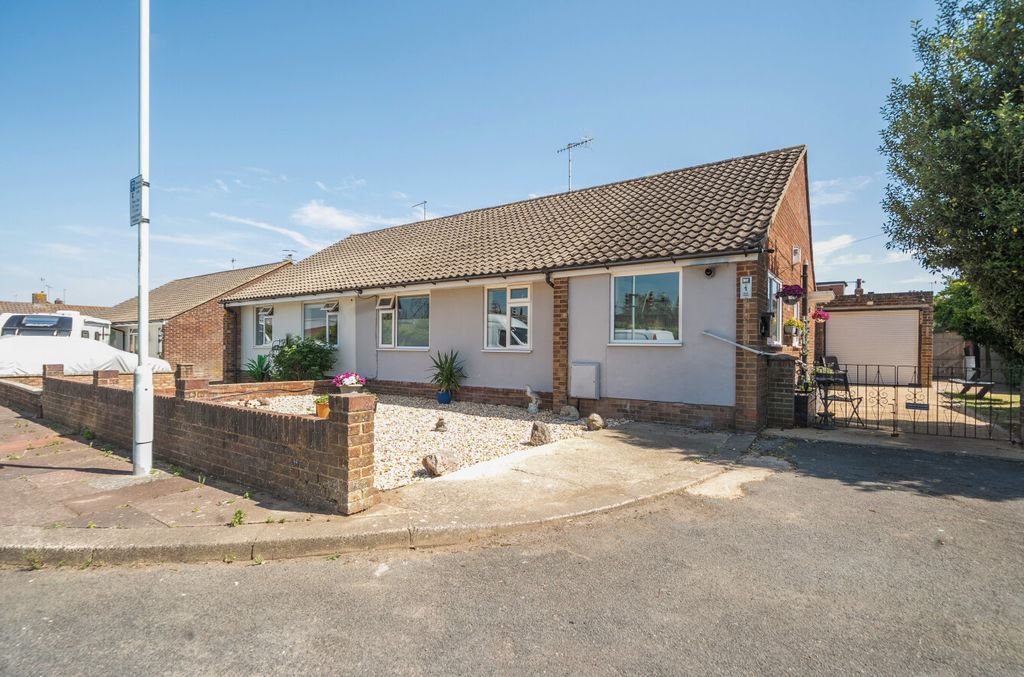 Property photo 1 of 14 1483363-23-6A3d56...