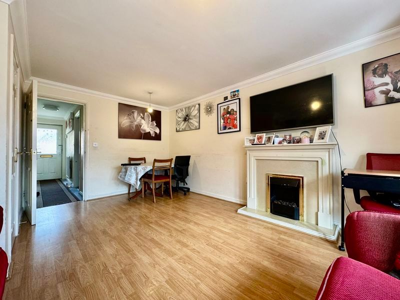 Property photo 2 of 14 Photo 3