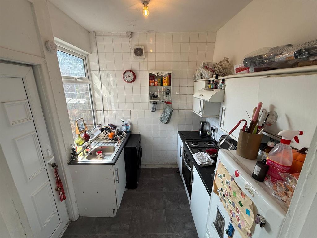 Property photo 2 of 13