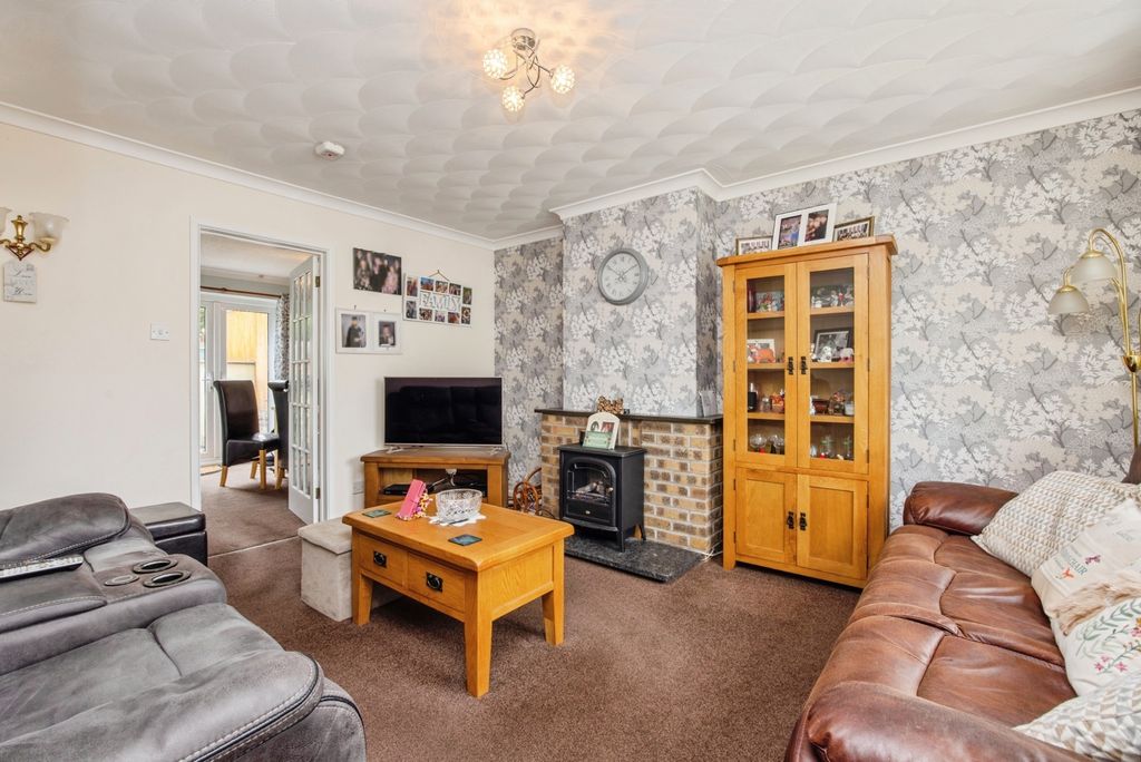 Property photo 2 of 18 Pbox-Img.Jpg
