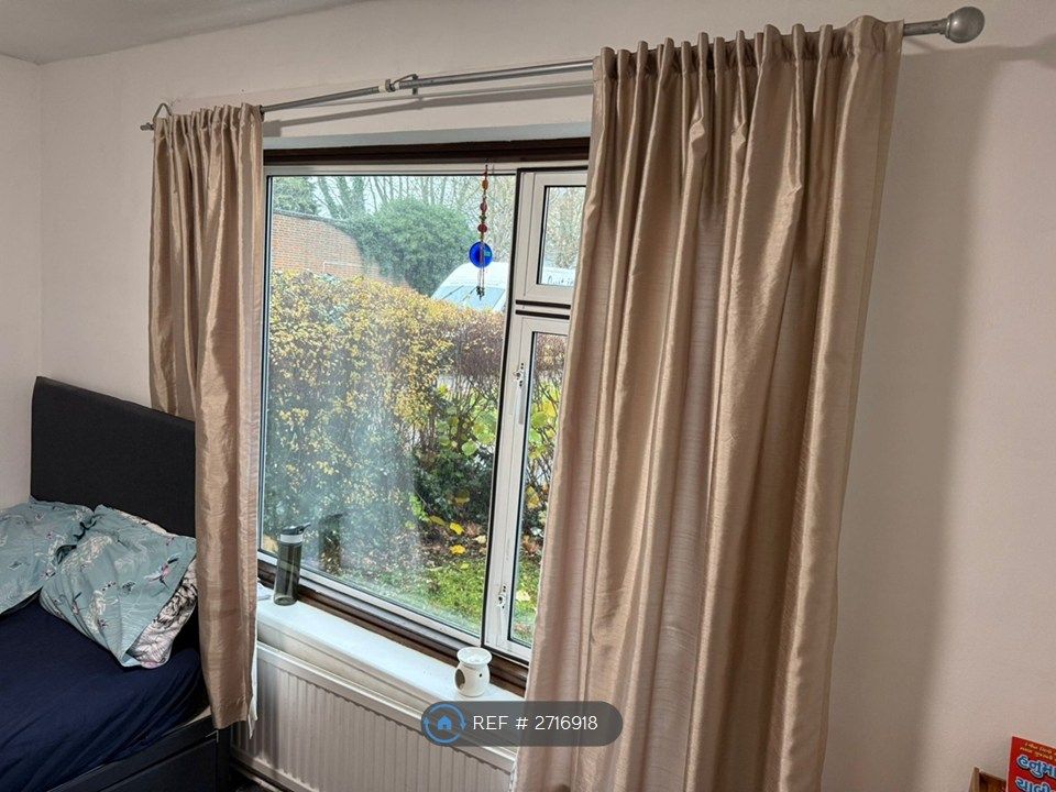 Property photo 1 of 3