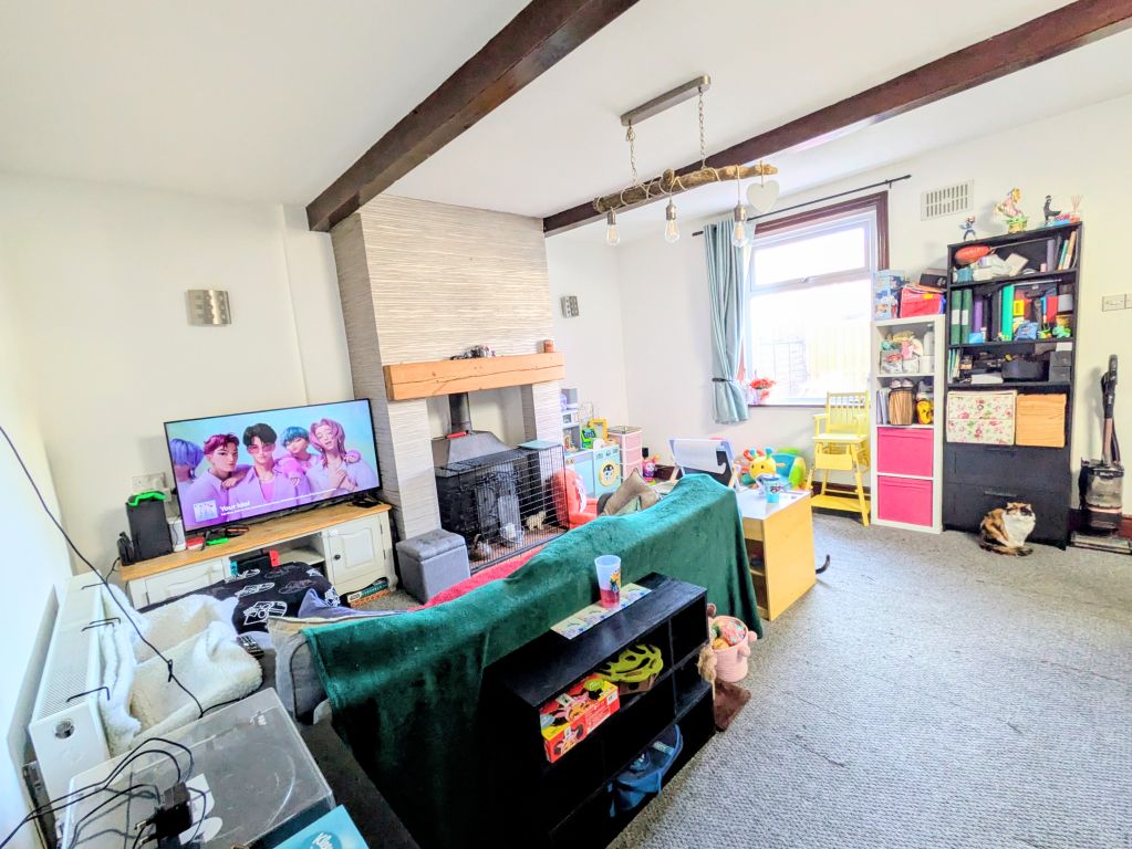 Property photo 3 of 17 1000037201