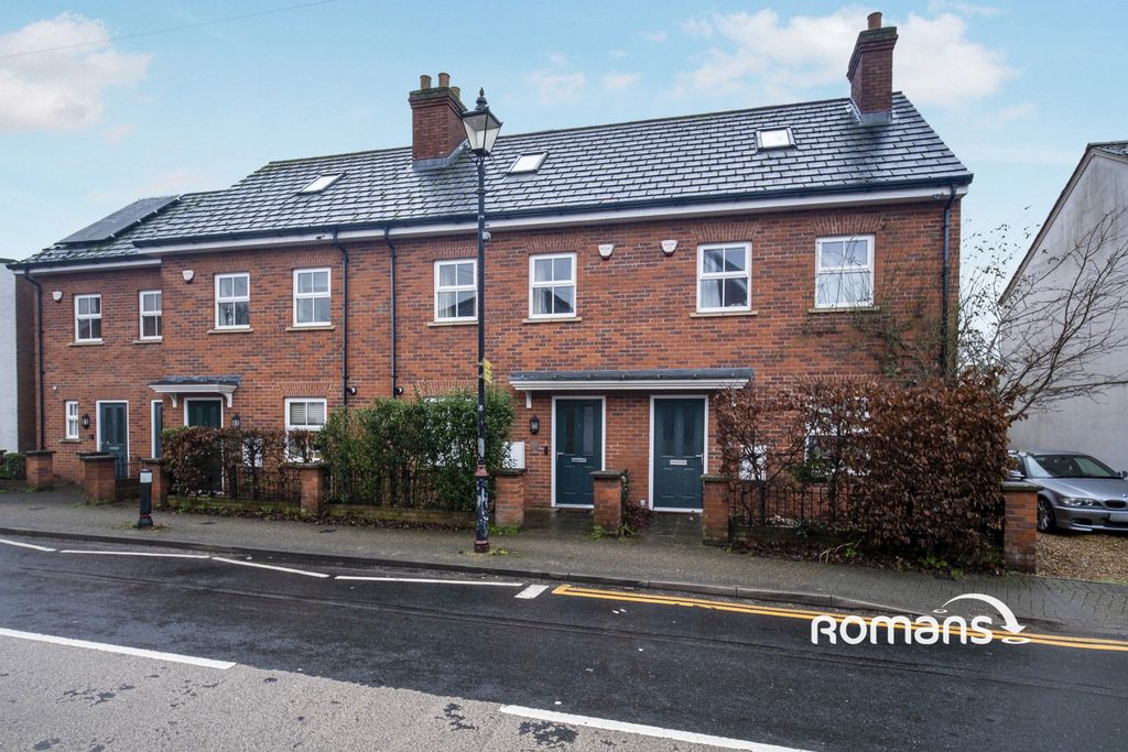 Property photo 1 of 11 Pbox-Img.Jpg