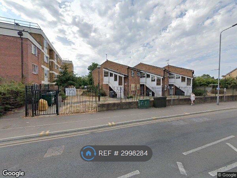 Property photo 2 of 14