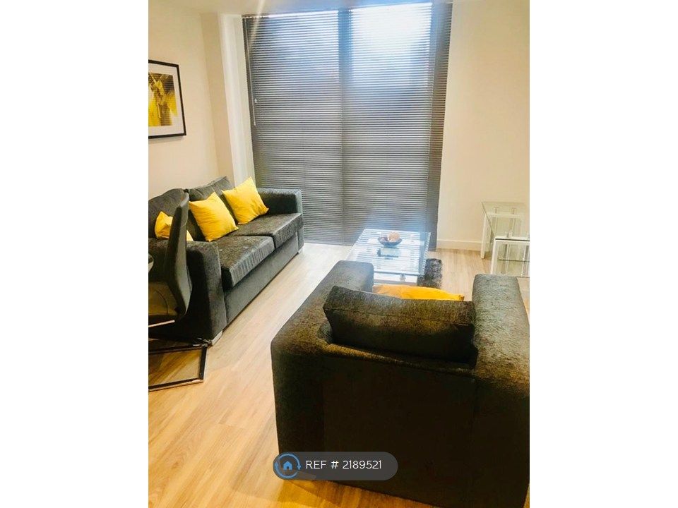 Property photo 2 of 35