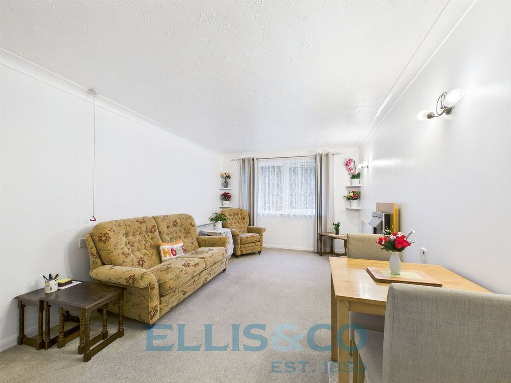 Property photo 2 of 15 Picture No. 15