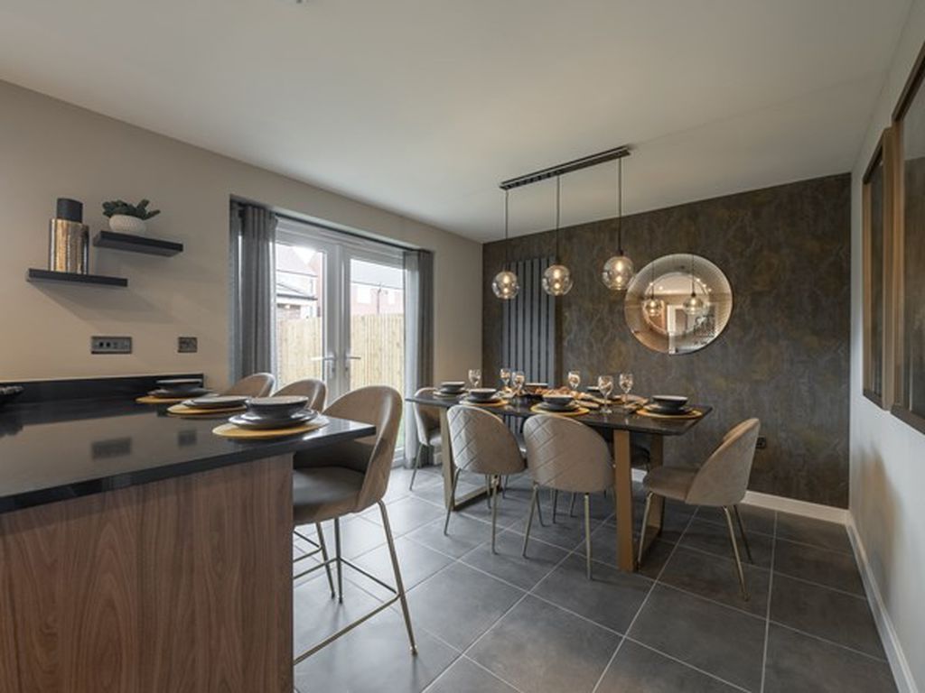 Property photo 3 of 18 Photo 1