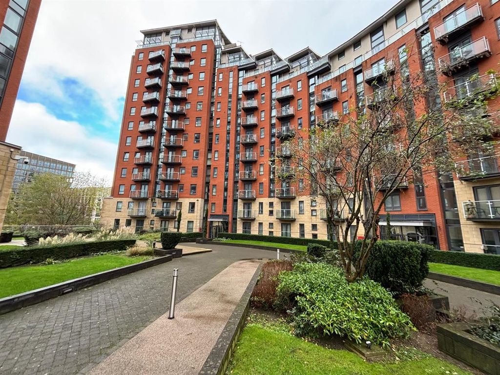 Property photo 1 of 19