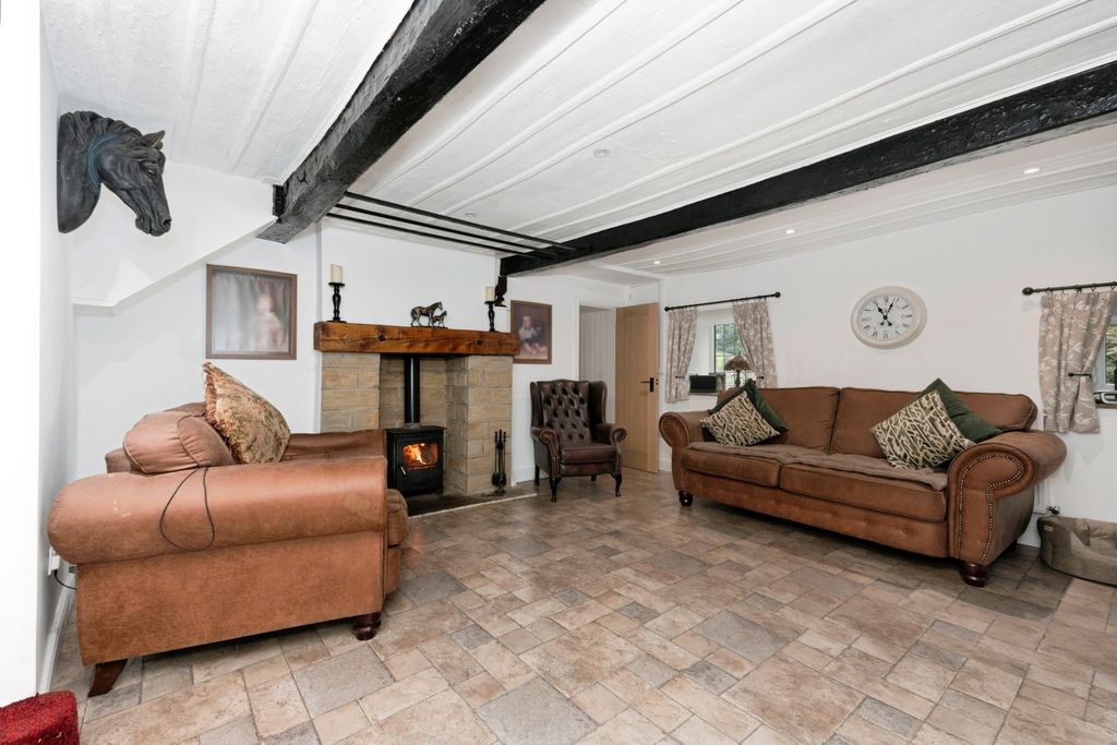 Property photo 3 of 26 Pbox-Img.Jpg