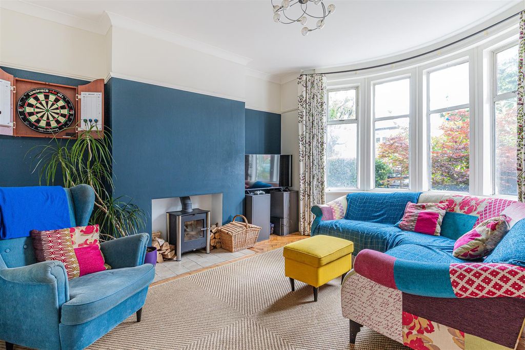 Property photo 2 of 27 Princes Street 37-19.Jpg