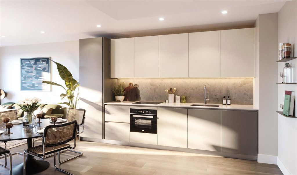 Property photo 1 of 18 Picture No. 01