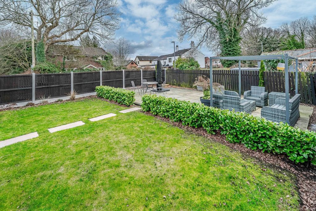 Property photo 3 of 31