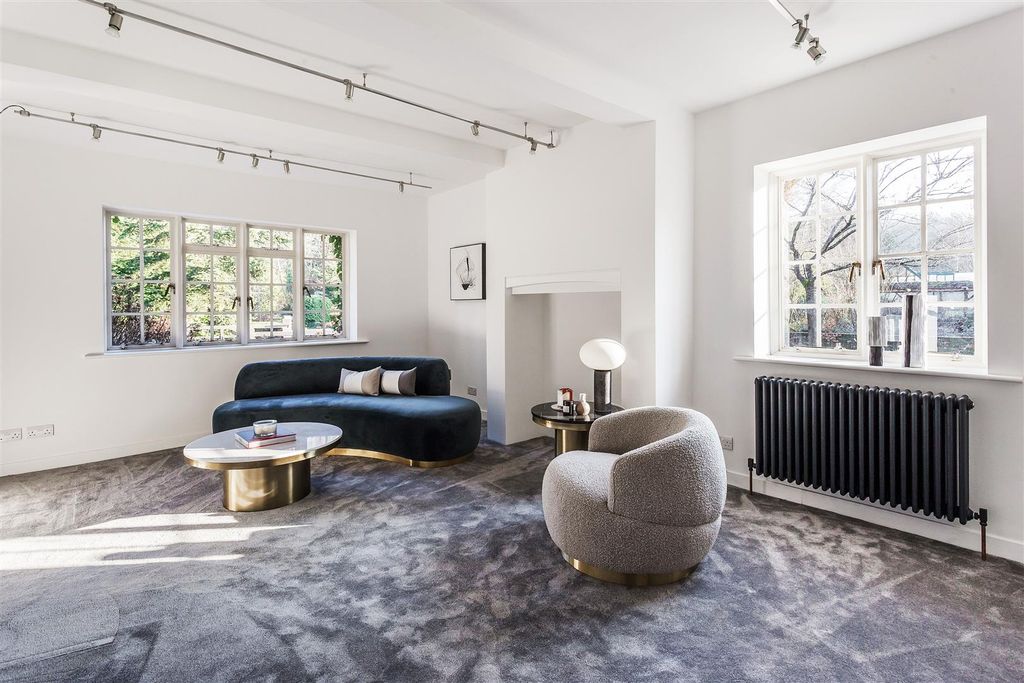 Additional image 13 of 5 bed detached house for saleAndwell Lane, Andwell, Hook, Hampshire RG27