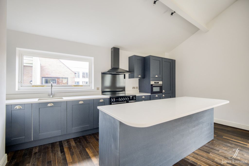 Property photo 1 of 18 Pxt40147-Hdr(3)