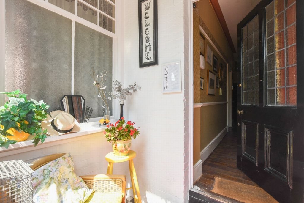 Property photo 3 of 40 Photo 11