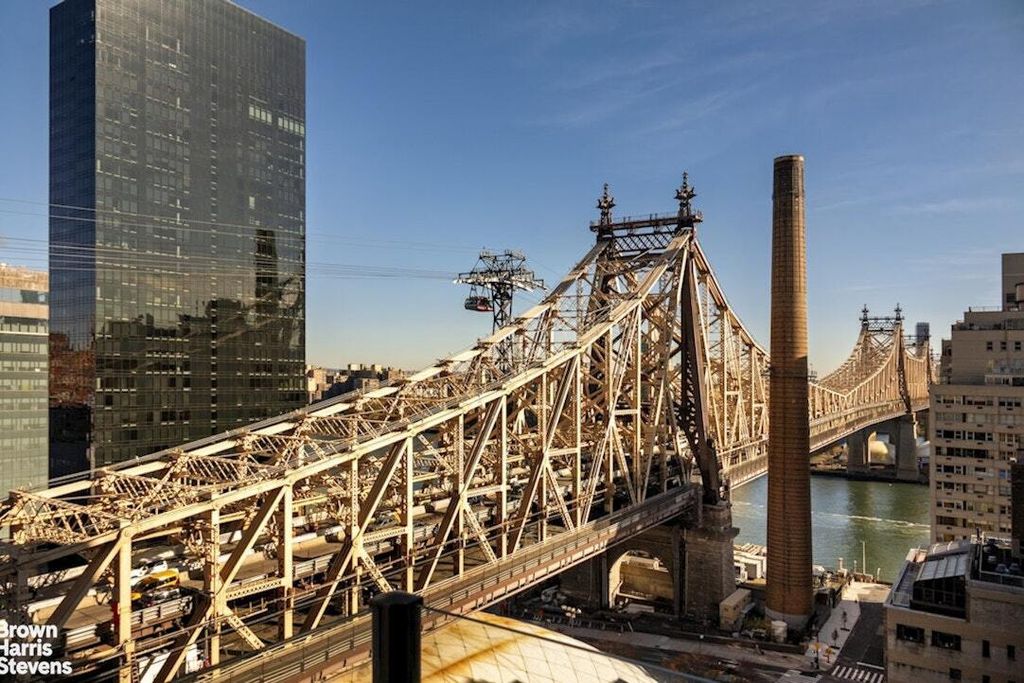 Property photo 3 of 11 <Alttext/>