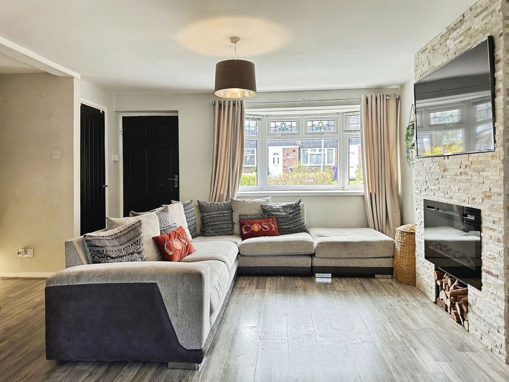 Property photo 3 of 15