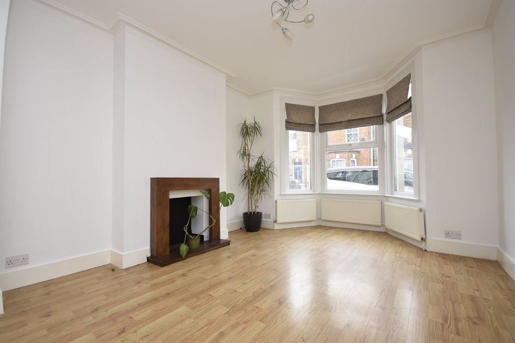 Property photo 3 of 13
