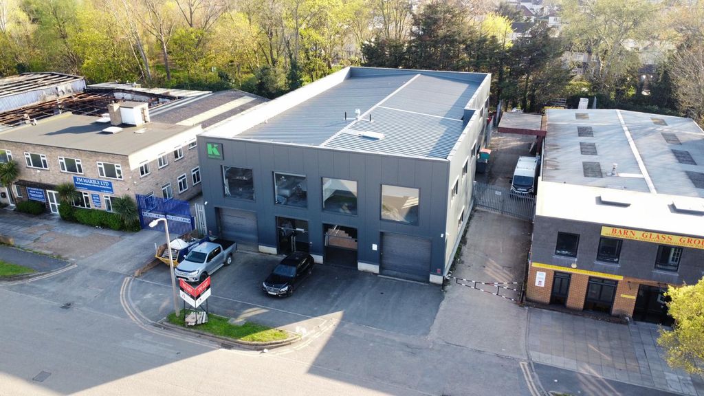 Property photo 1 of 8