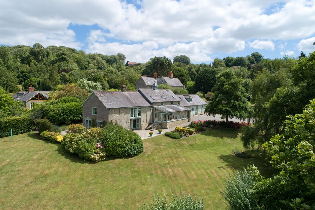 Property photo 1 of 23 Image