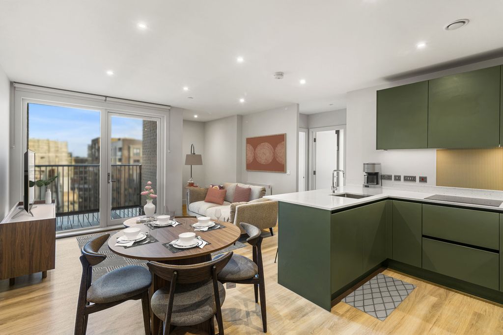 Property photo 1 of 11